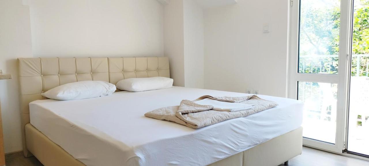 Villa Boka Sunrise Apartments Herceg Novi Room photo