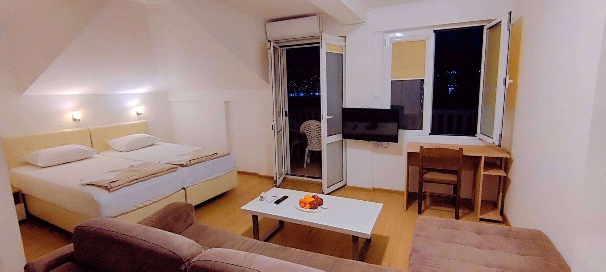 Villa Boka Sunrise Apartments Herceg Novi Exterior photo